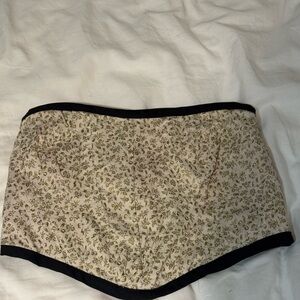 Floral Print Corset Top with Black Trim